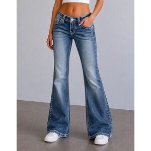Fire & Rain Jeans Size 9 Denim Flare Blue Medium Wash Y2K Flap Pocket Studs